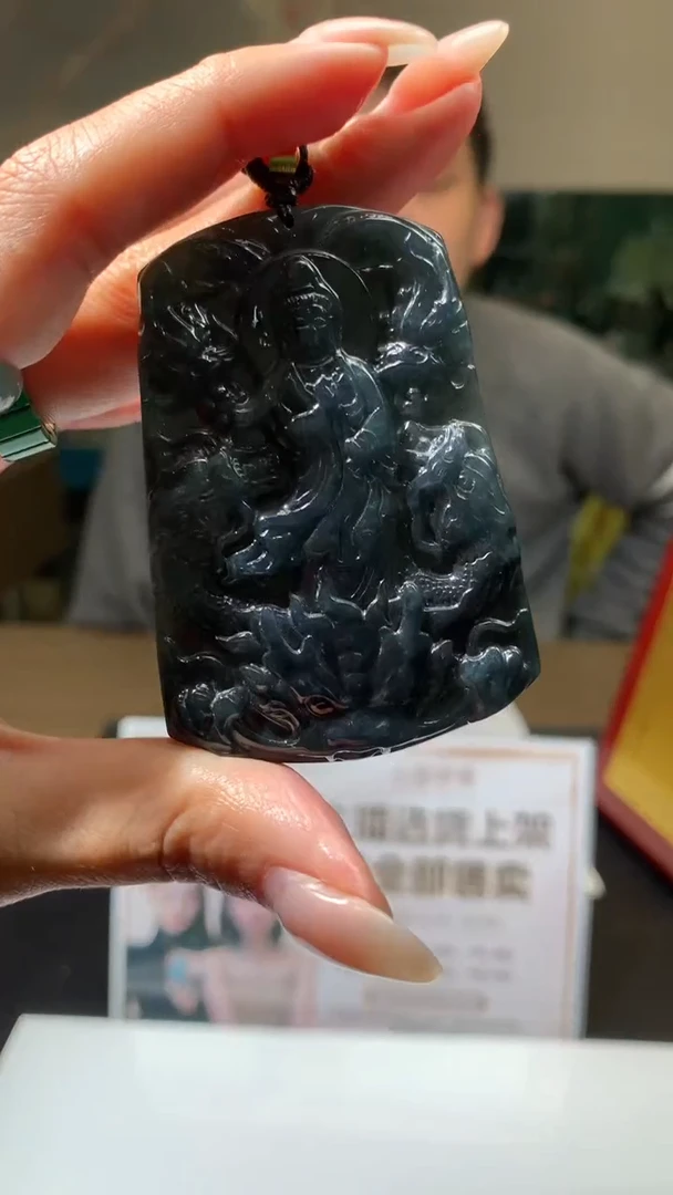 【闪购商品】定制翡翠未镶嵌不退不换随机发CMH1件-A