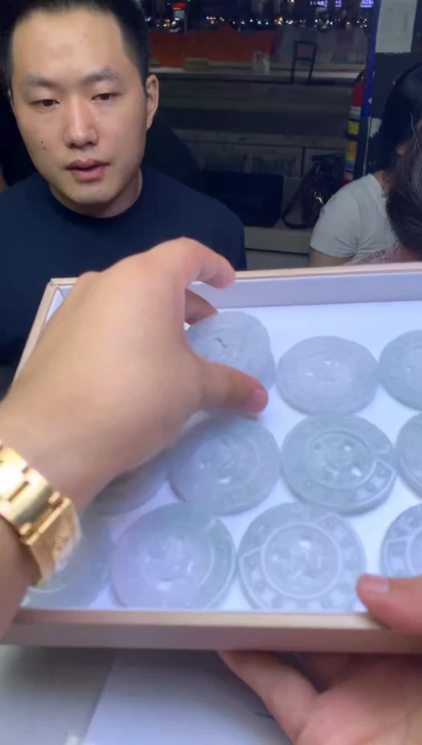 未镶嵌定制翡翠言*A51651651