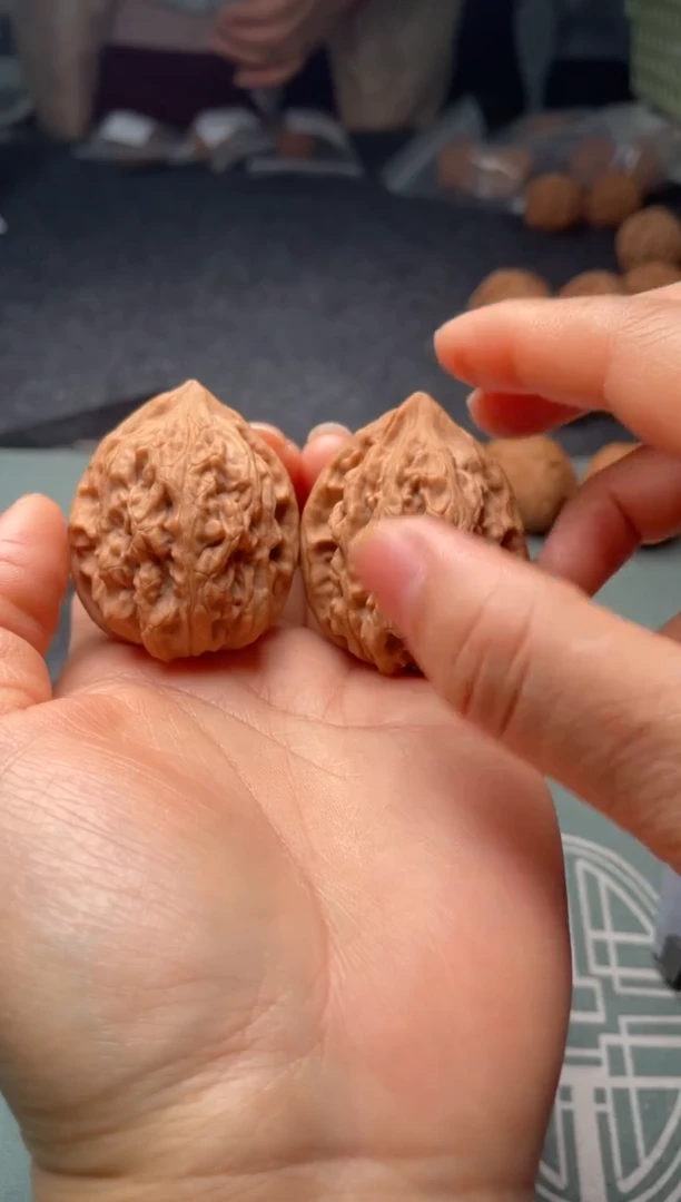 把件文玩核桃w126  鸡心38尺