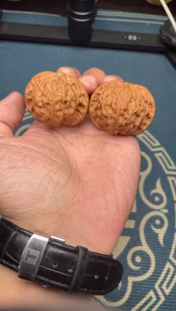 文玩核桃吊坠磨盘全品42