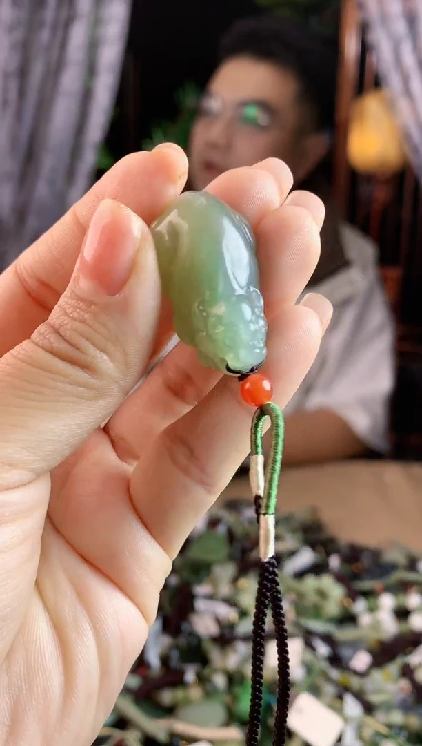 【闪购商品】和田玉挂件未镶嵌多样性发货拍一发一