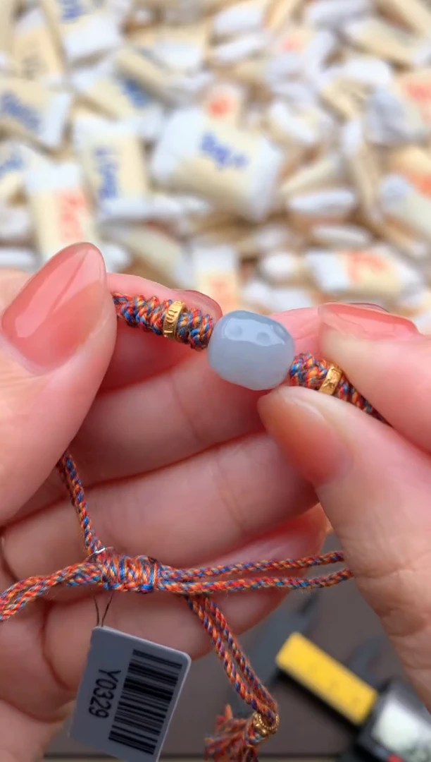 【闪购商品】翡翠挂件未镶嵌一