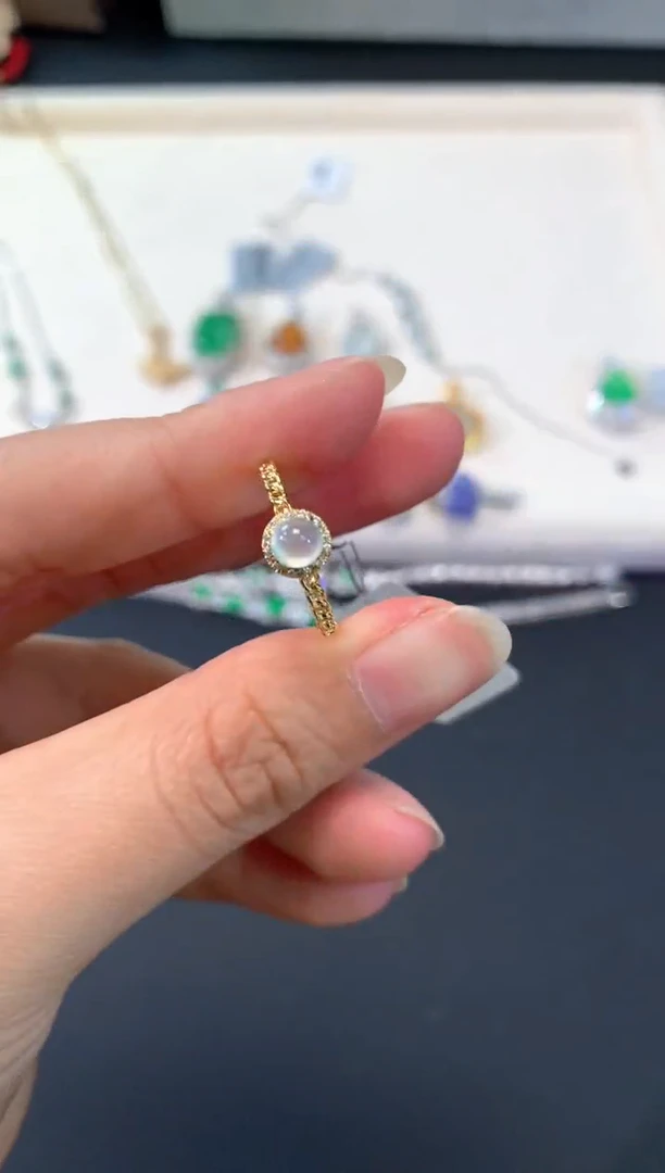 【闪购商品】翡翠戒指18K金镶嵌A70|1380