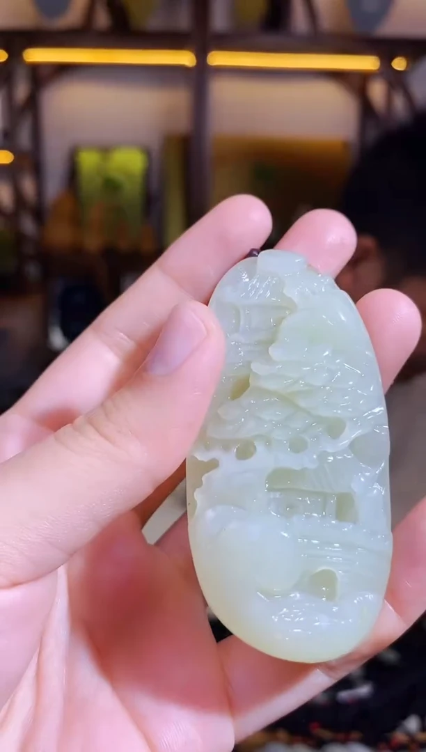 颈饰未镶嵌和田玉1