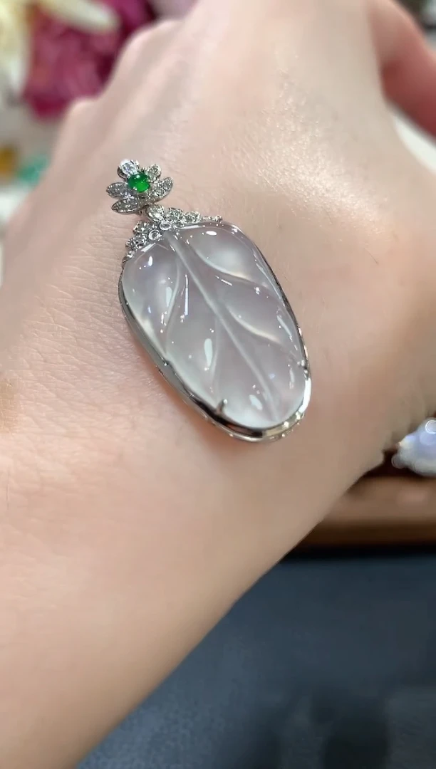 吊坠(不含链)18K金镶嵌翡翠a60