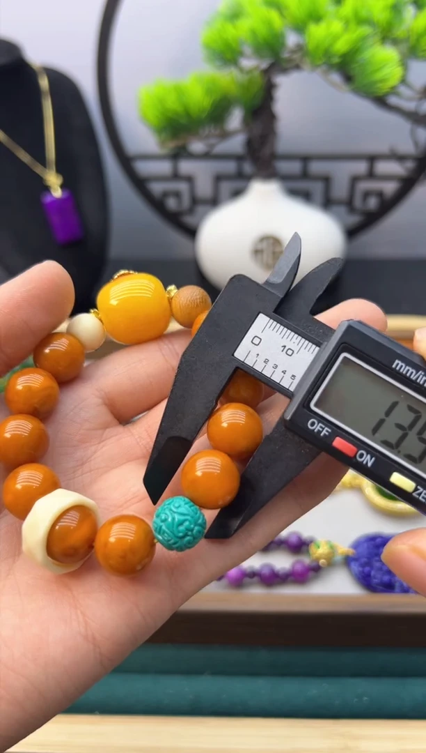 【闪购商品】蜜蜡手链14K金镶嵌S83