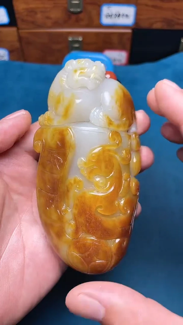 和田玉未镶嵌把件满*星和田玉