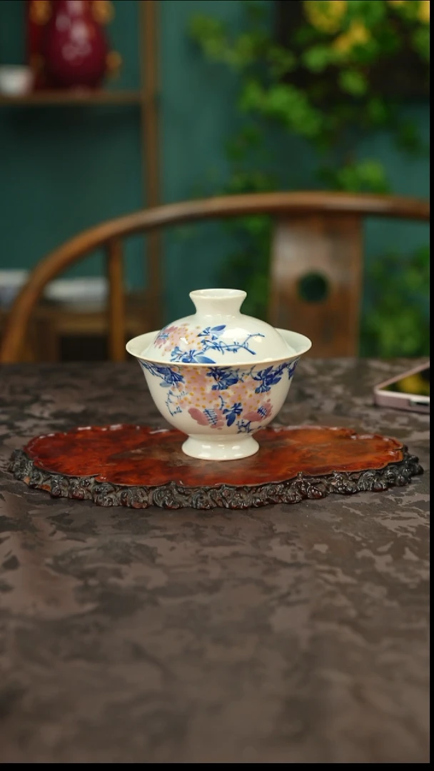 手绘釉下五彩二才盖碗