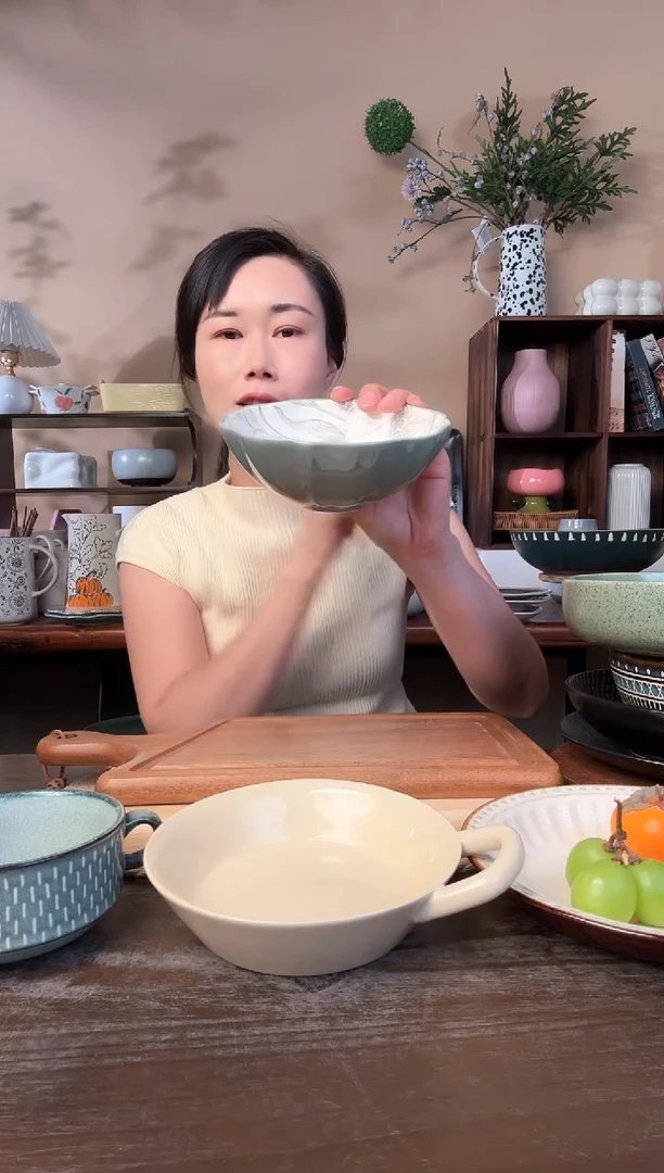 6.2英寸花边花碗微瑕