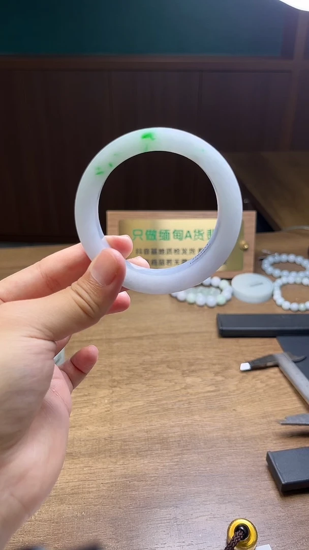 未镶嵌手镯定制翡翠༄****࿐定制