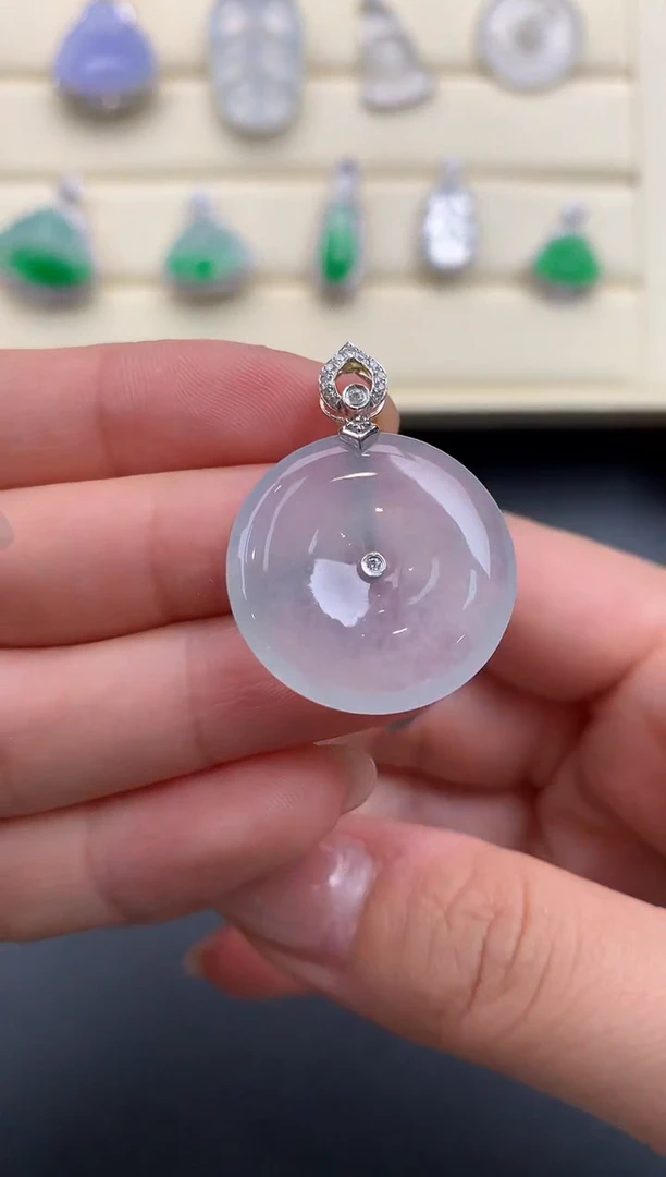 【闪购商品】翡翠颈饰18K金镶嵌Q385      