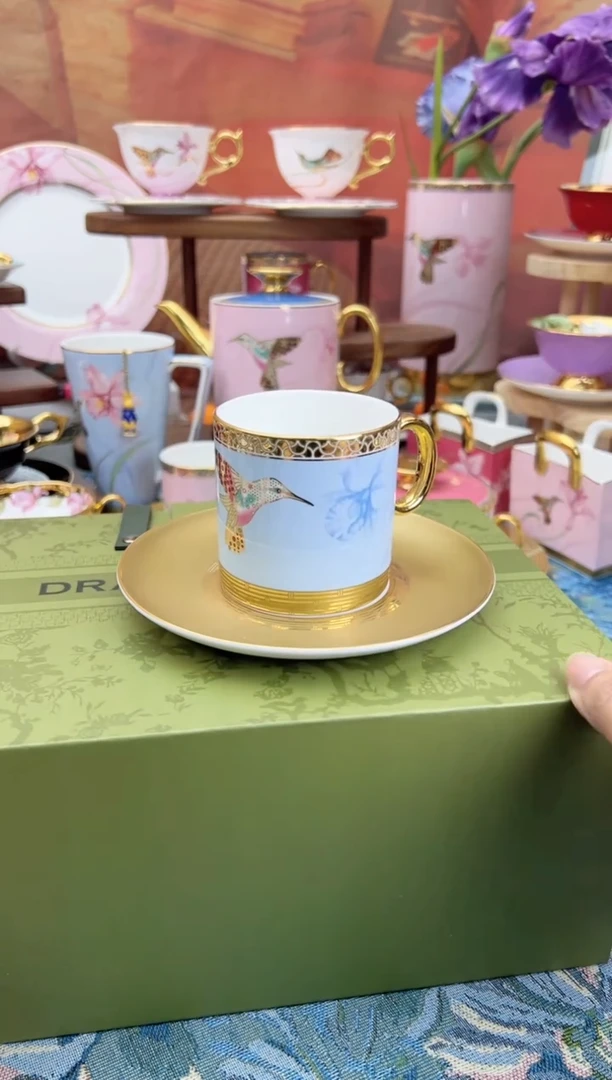 瓷片卡特兰蓝蜂鸟杯碟