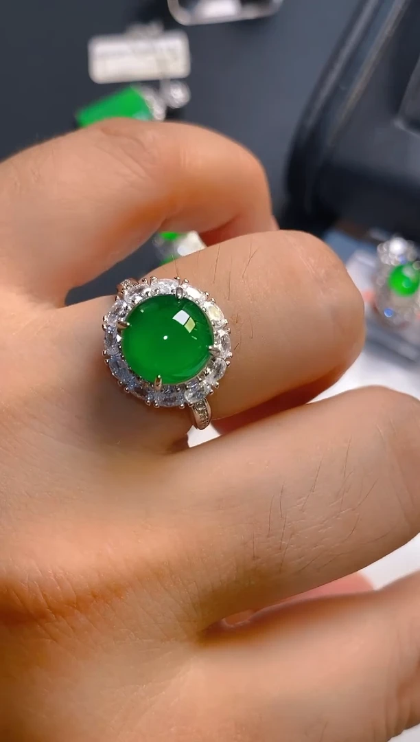 翡翠银S925镶嵌耳饰天然