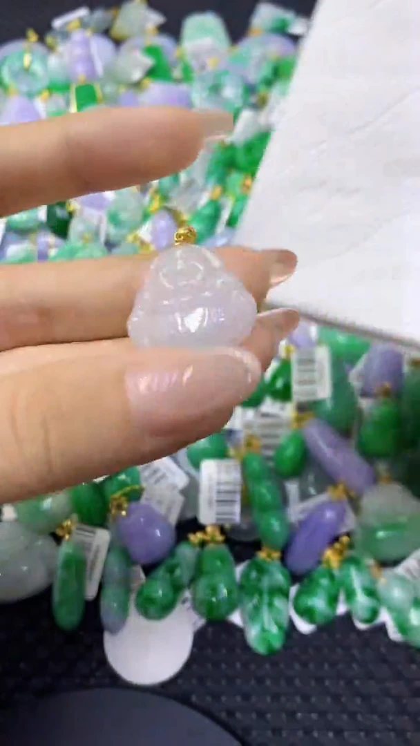 颈饰未镶嵌翡翠天然缅甸翡翠A货