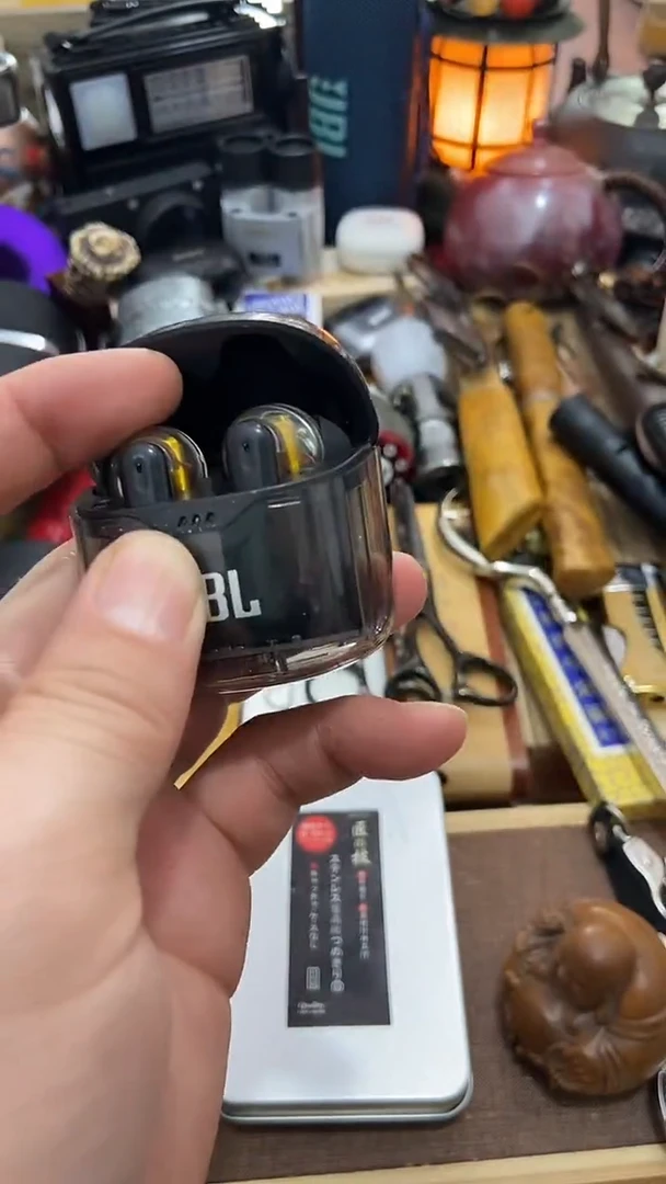 瓷片闪购商品 如图所示