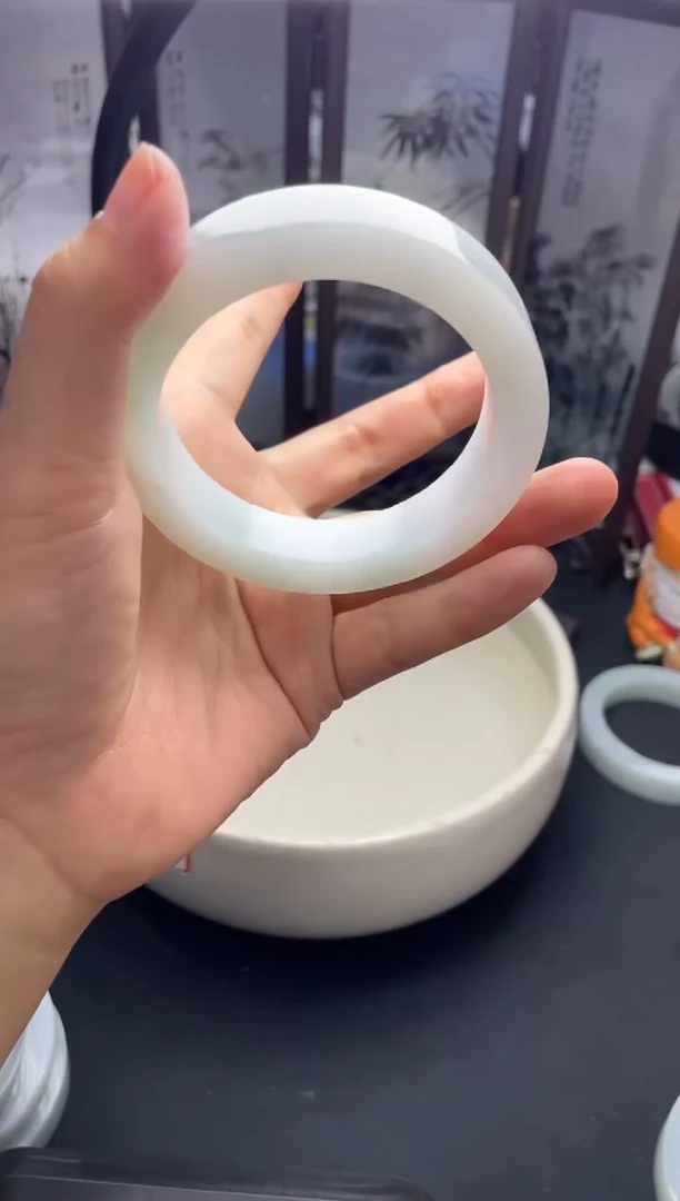 【闪购商品】定制翡翠手镯未镶嵌正圈YPX-DZS3