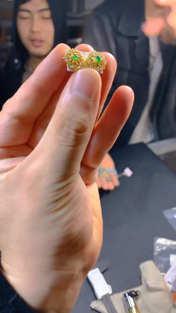 【闪购商品】翡翠耳饰未镶嵌0917514456多样性发一