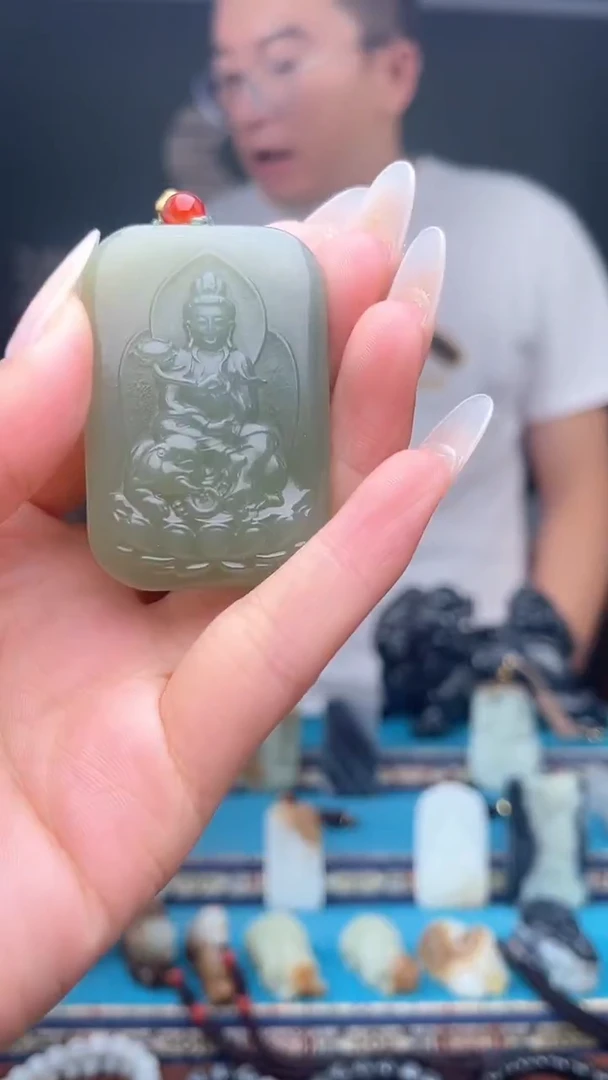 未镶嵌和田玉挂件1