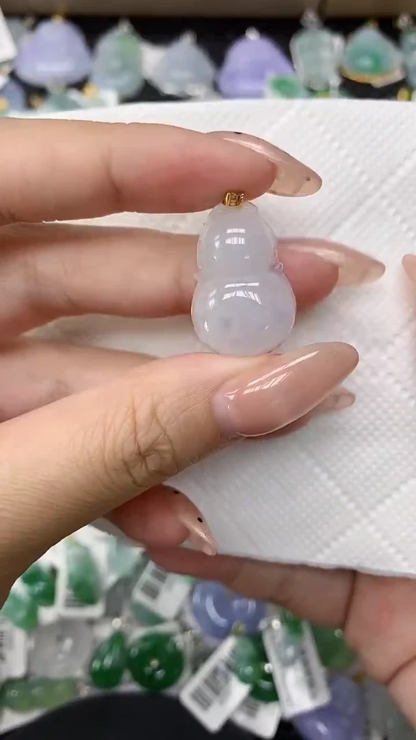 颈饰18K金镶嵌翡翠1111111111