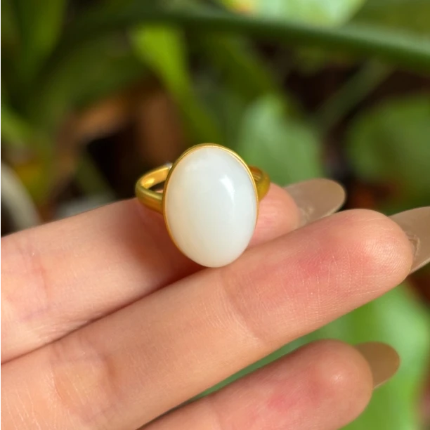 061706YX和田玉羊脂白玉18k金镶蛋面戒指圈口13