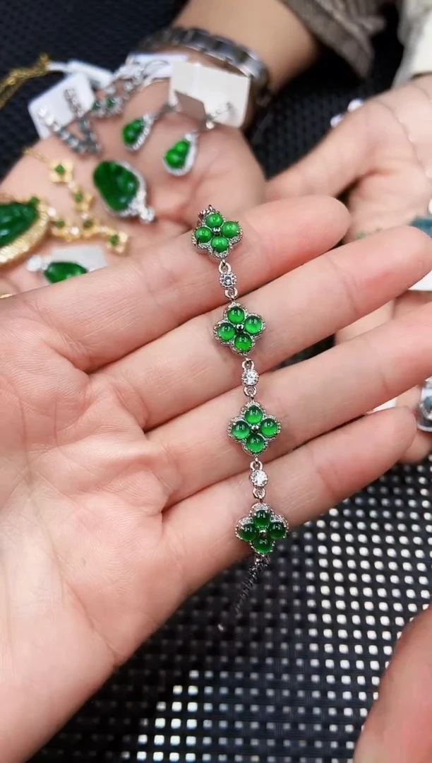 【闪购商品】翡翠手链未镶嵌11111111