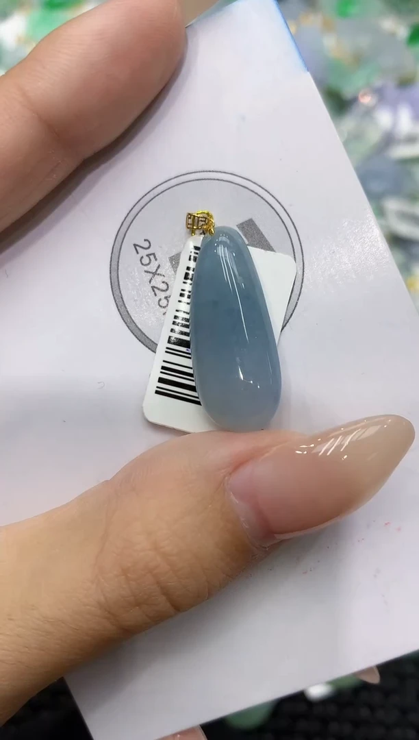 颈饰18K金镶嵌翡翠111111111111