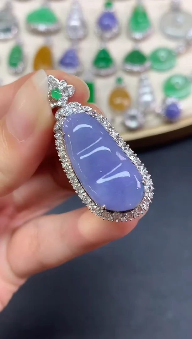 吊坠(不含链)18K金镶嵌翡翠吊坠(不含链)|19800