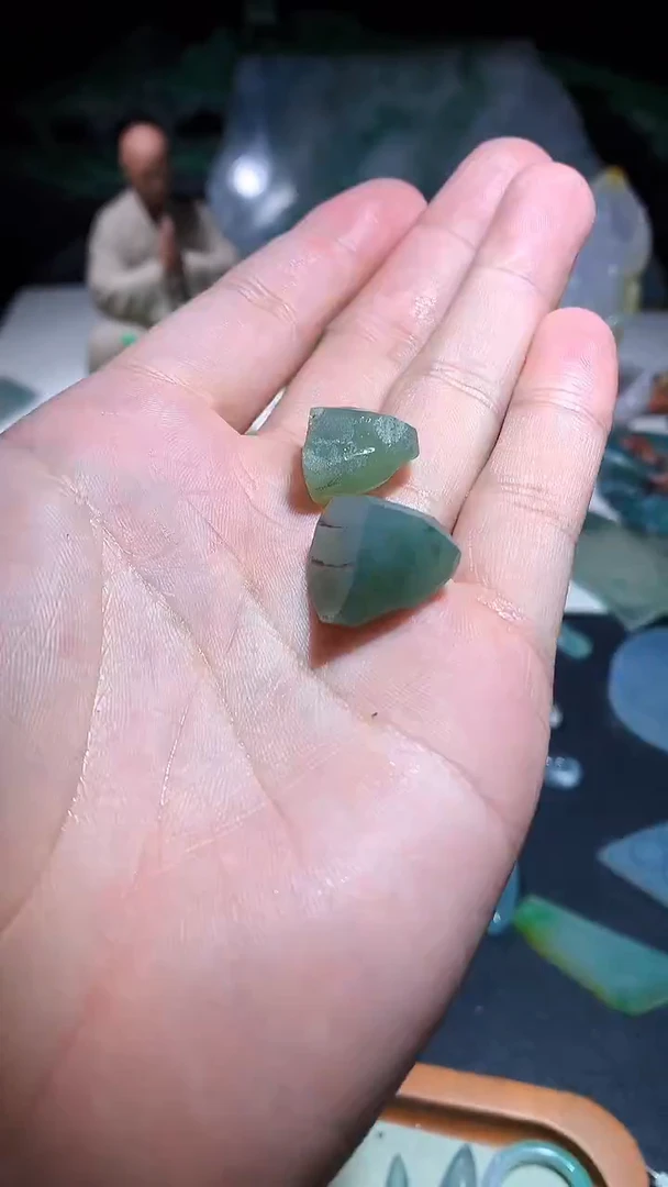 未镶嵌定制翡翠?*辰 材料