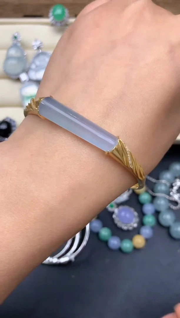 【闪购商品】翡翠手镯18K金镶嵌387-中国好珍宝