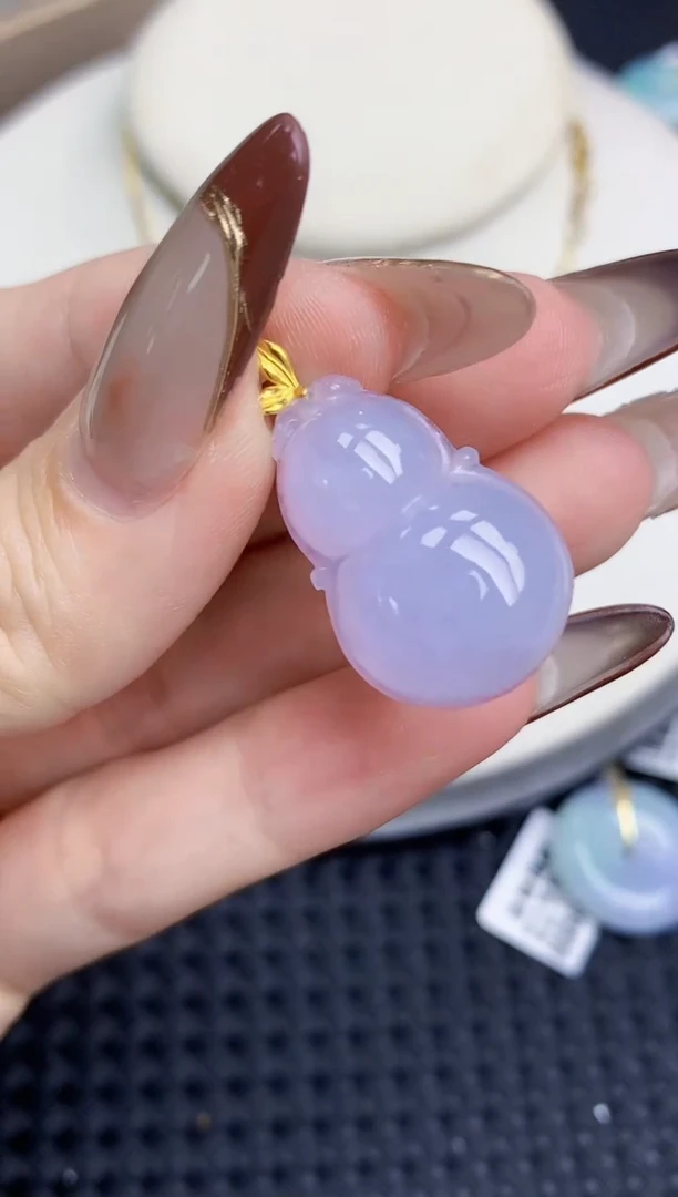 颈饰18K金镶嵌翡翠127   天然翡翠A货  百元以上9米证书费自理