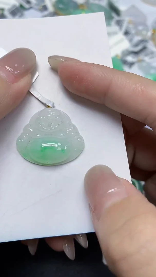 翡翠18K金镶嵌颈饰天然缅甸翡翠A货