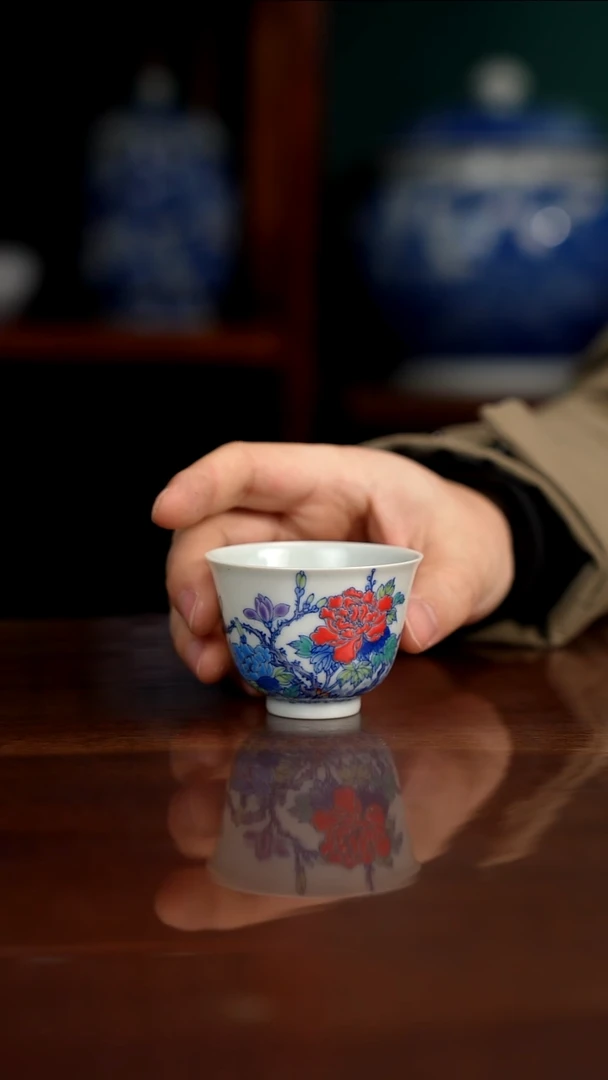 空山明月 新斗彩 牡丹花