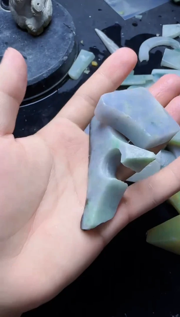 【闪购商品】翡翠颈饰未镶嵌060天然A货翡翠