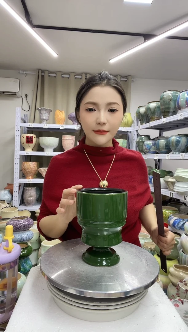 【1.4】花盆尺寸高：17 口：12