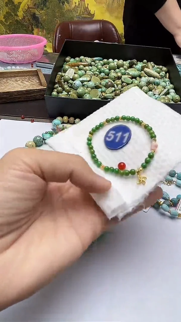 玛瑙/玉髓手串未镶嵌511