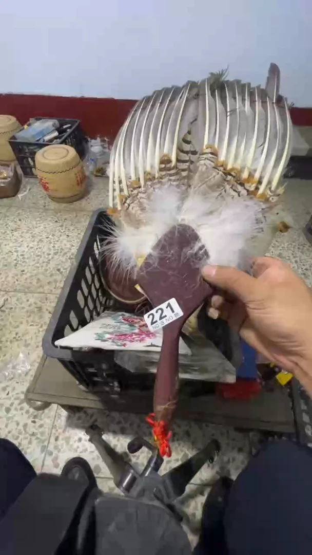 王*威朗诗旧货铺221