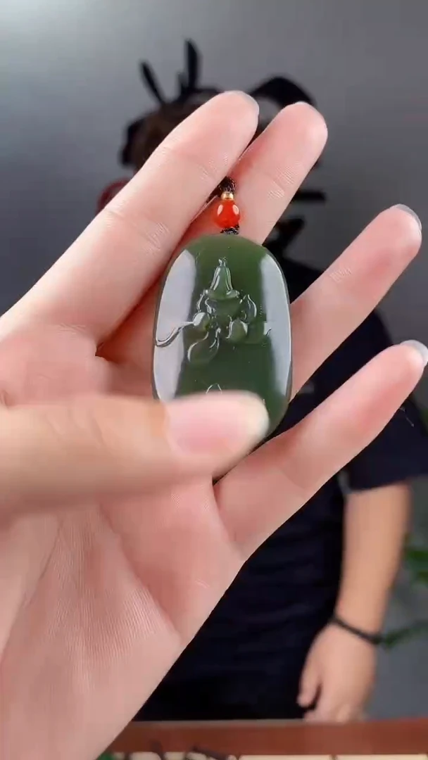 和田玉未镶嵌颈饰拍一发一，多样性发货