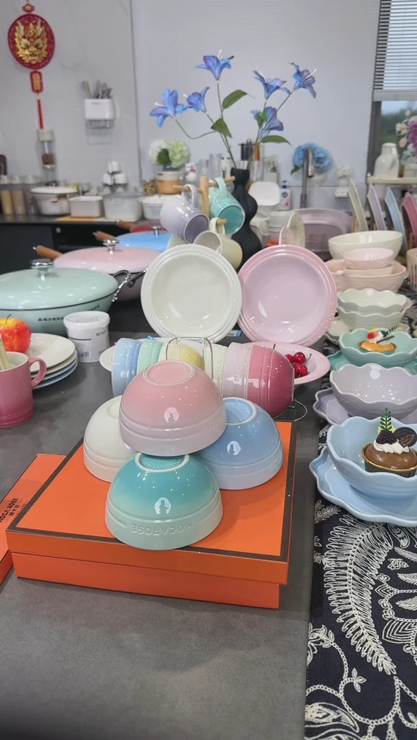 【闪购商品】瓷四色米饭碗