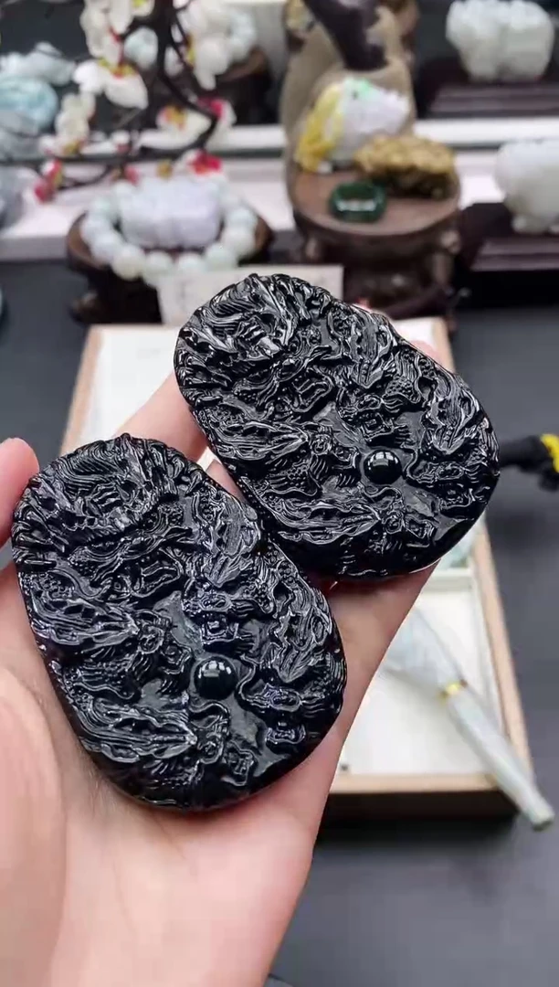 翡翠未镶嵌颈饰天然缅甸A货翡翠随机发一件