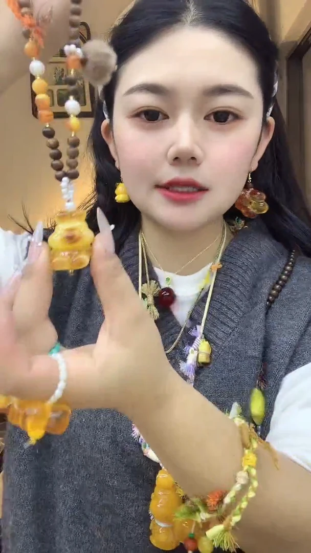 砖雕大喜喜时尚穿搭饰品