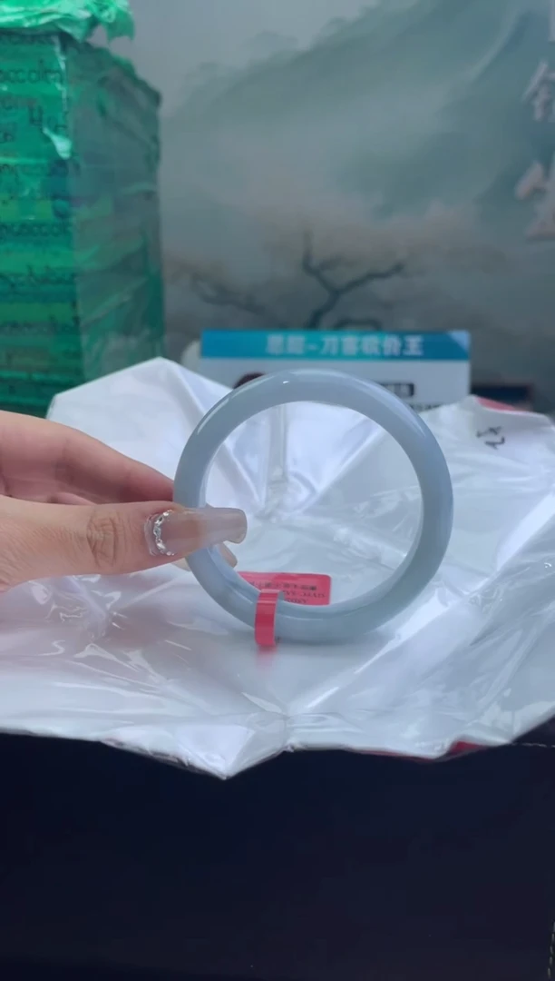 翡翠手镯未镶嵌5