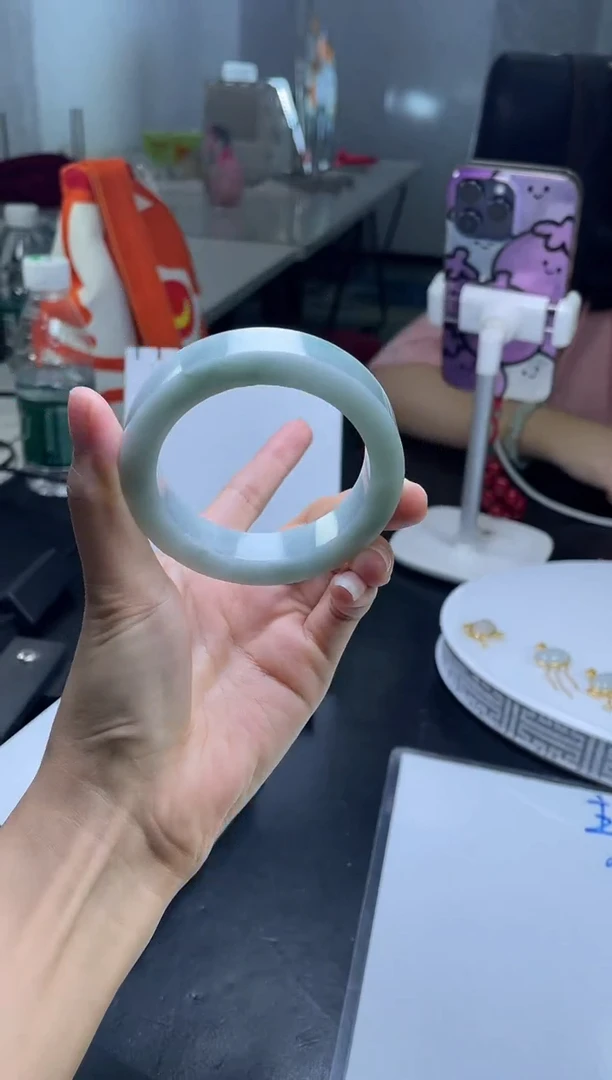 定制翡翠手镯未镶嵌手镯