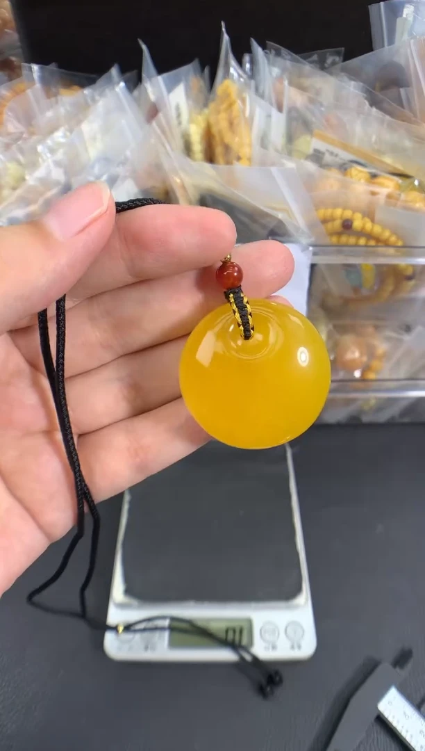 蜜蜡未镶嵌珠宝奇石1