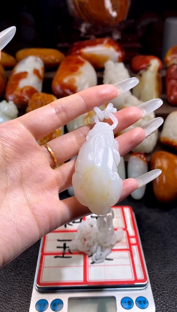 和田玉（糖玉）未镶嵌吊坠(不含链)联**后51