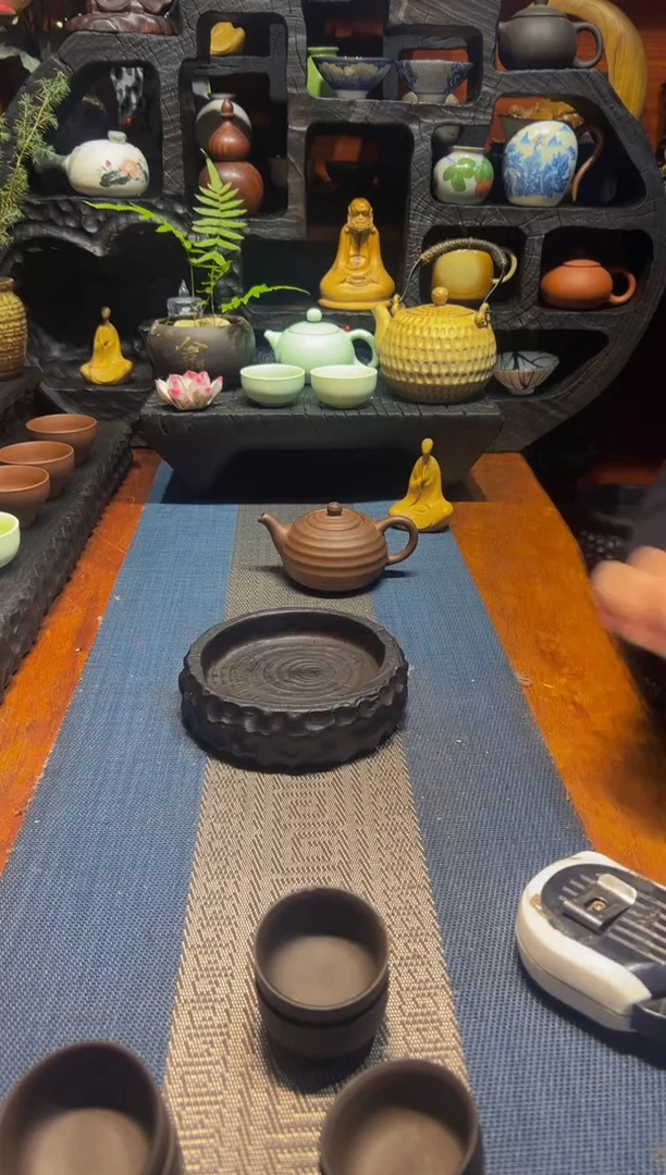 【闪购商品】香樟木木雕一物一拍