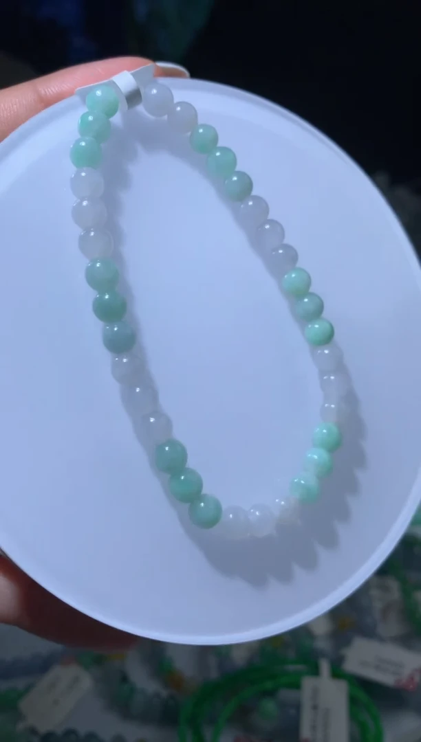 未镶嵌定制翡翠毛货