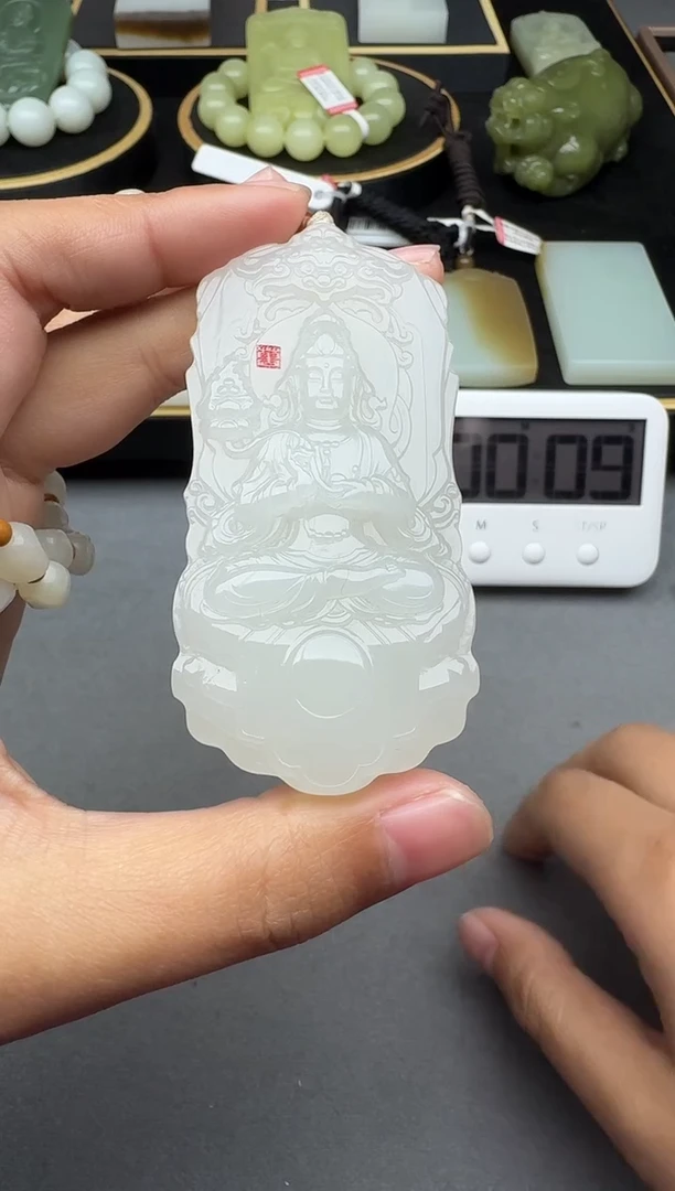 颈饰未镶嵌和田玉1