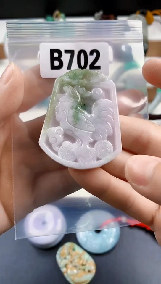 颈饰未镶嵌翡翠天然翡翠吊坠挂件