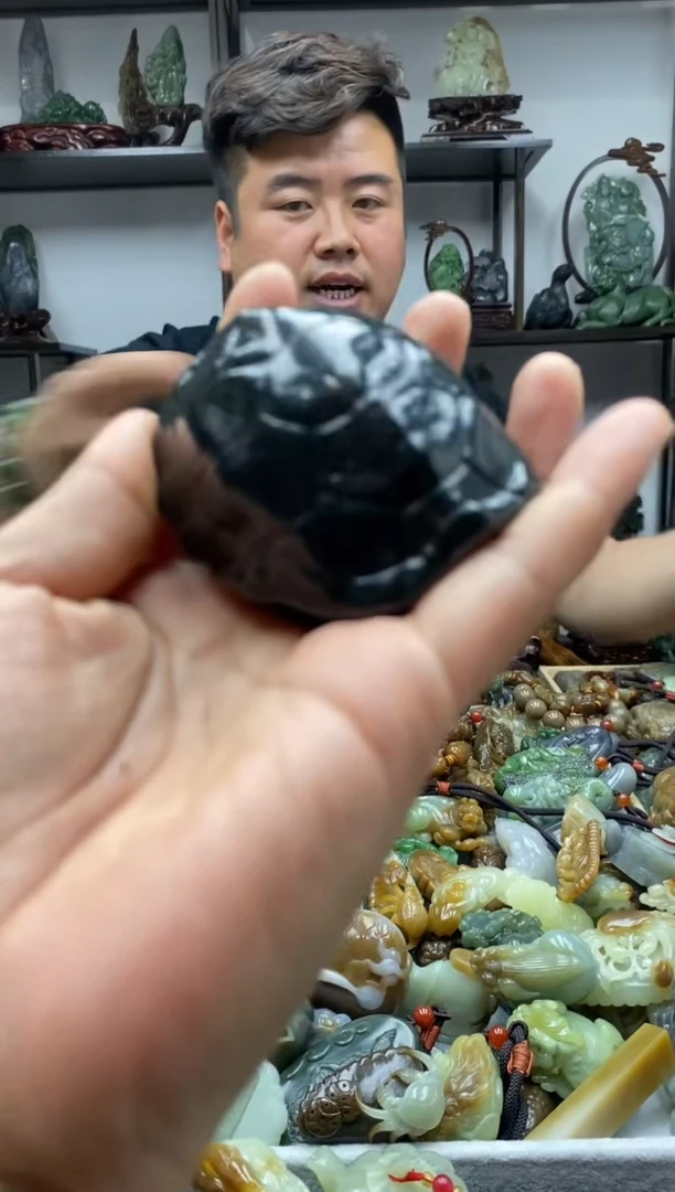 和田玉未镶嵌把件1