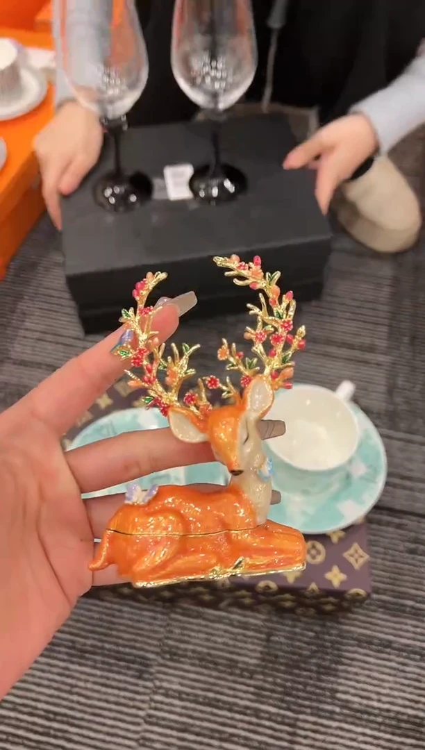 【闪购商品】杯H693--------------